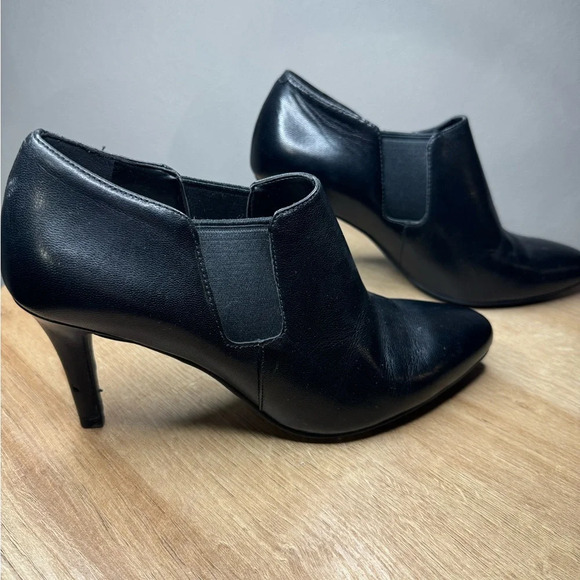 Cole Haan Black Women's Leather Heeled Shoes - Picture 7 of 9